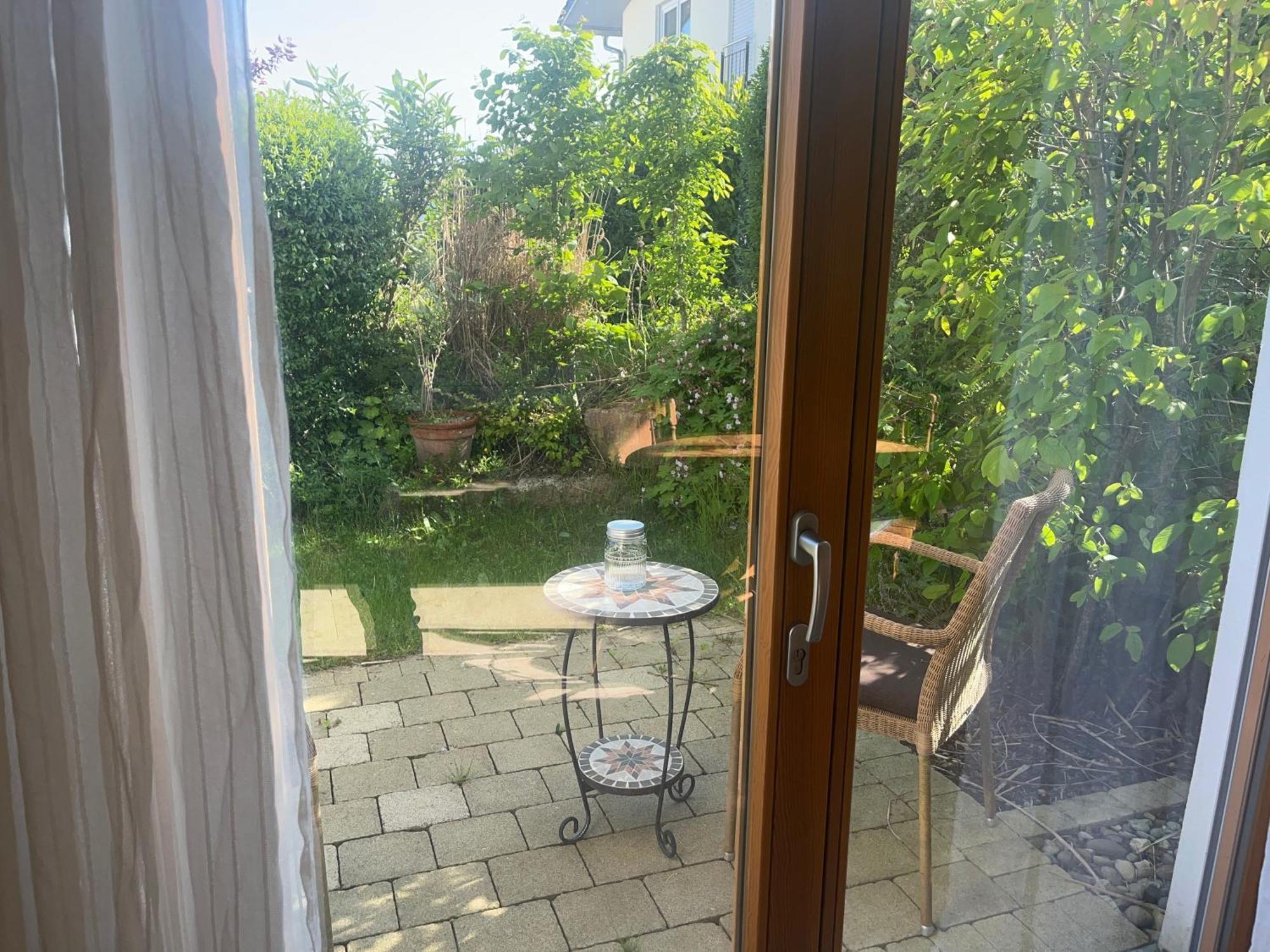 Ferienwohnungen Im Rosengarten Bodman-Ludwigshafen Buitenkant foto