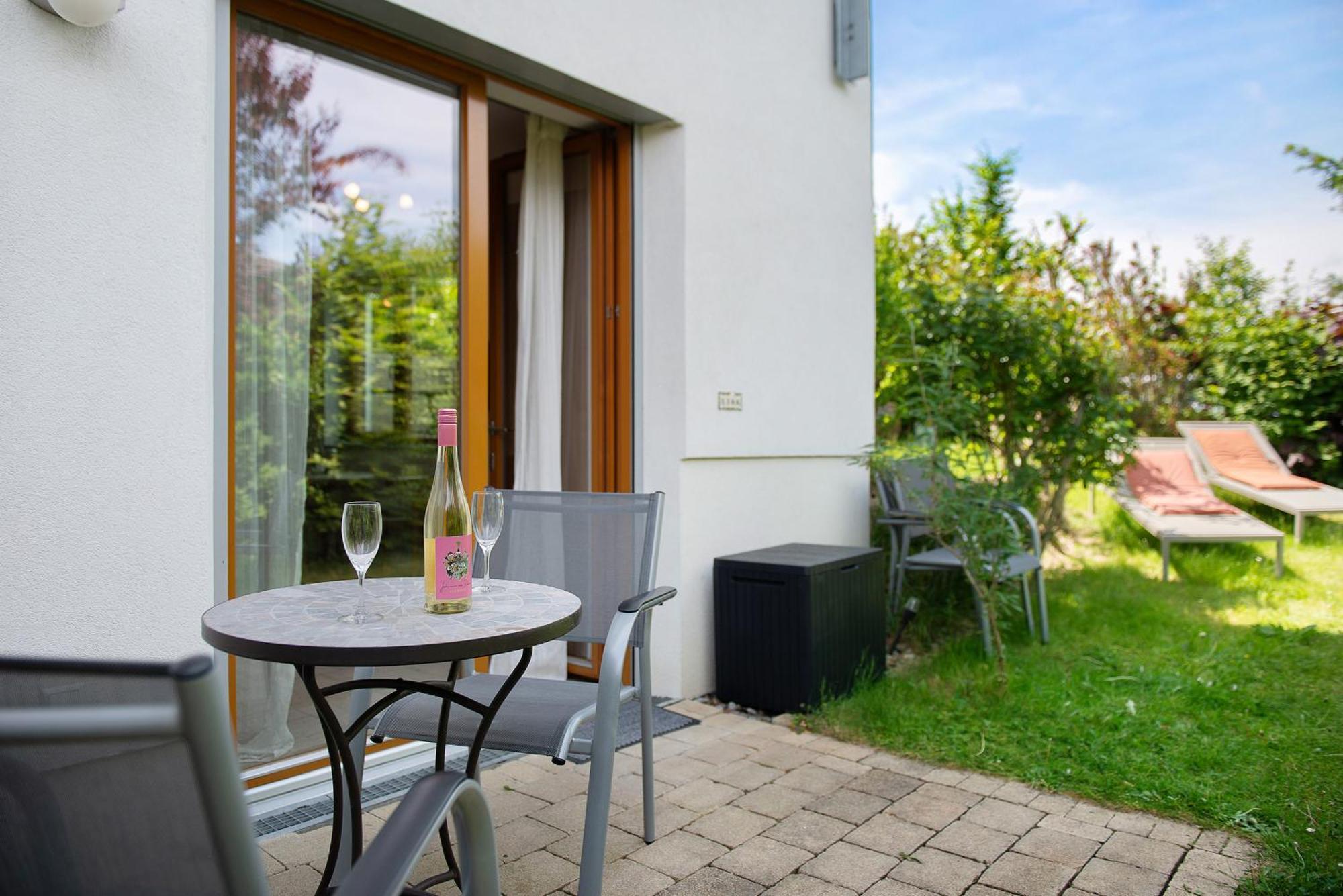 Ferienwohnungen Im Rosengarten Bodman-Ludwigshafen Buitenkant foto